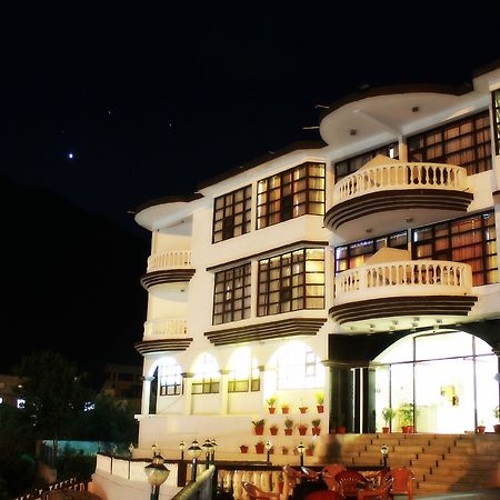 Hotel Imperial Palace Manāli Exterior foto